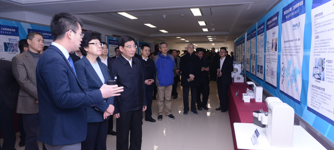 两部委联合召开推进先进医疗设备发展应用领导小组工作会议